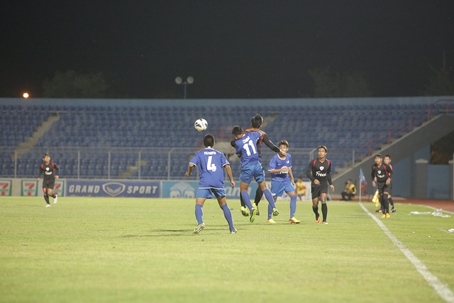 亚历山大 亚历山大